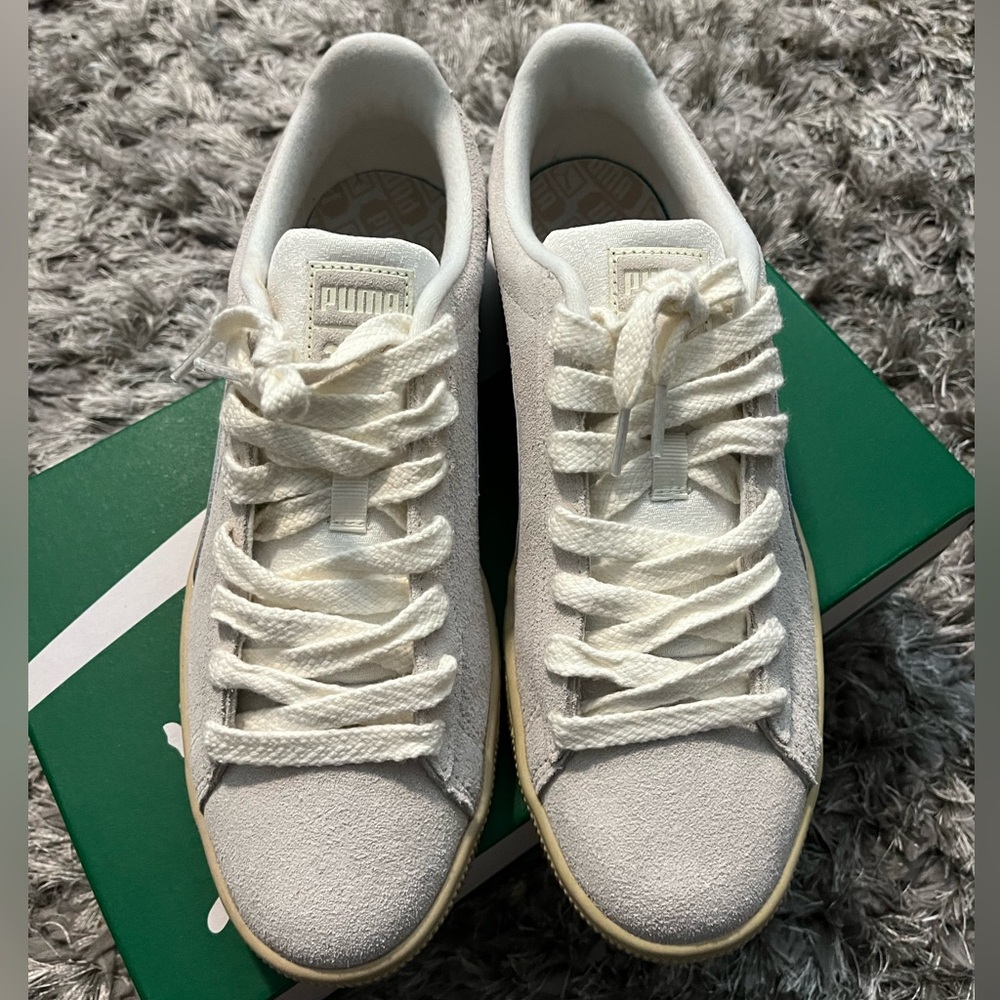 🎉 PUMA Suede Classic Selflove Sz 11M